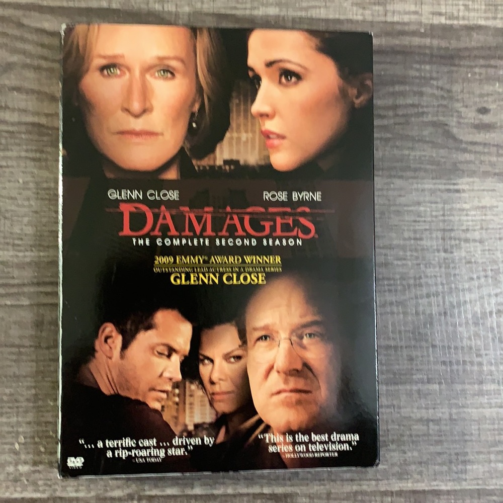 Damages the full 3 Seasons on 9 DVD’s - Picture 5 of 8